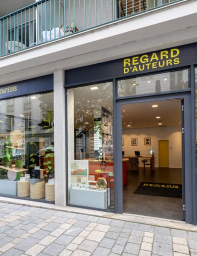 Regard d'auteurs - Devanture - Adhérent Pau Commerces
