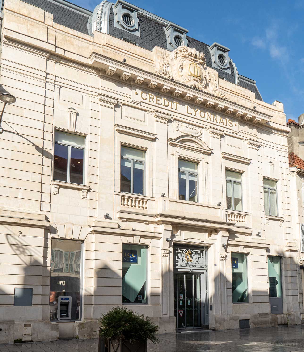 Bâtiment LCL Foch à Pau